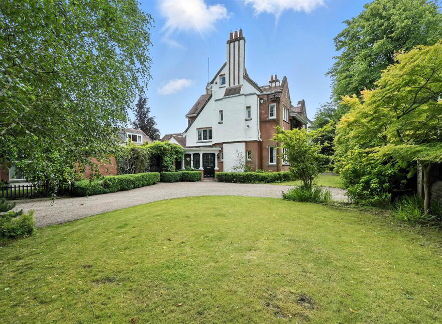 46 & 46a Myrtlefield Park, Malone, Belfast, BT9 6NF