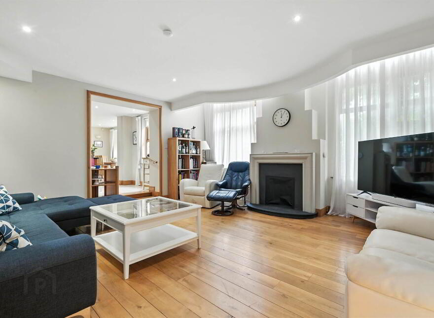 46 & 46a Myrtlefield Park, Malone, Belfast, BT9 6NF