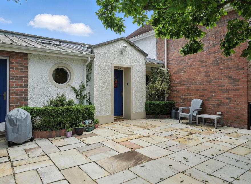 46 & 46a Myrtlefield Park, Malone, Belfast, BT9 6NF
