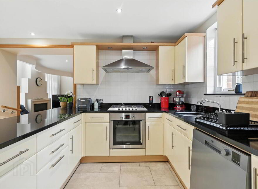 46 & 46a Myrtlefield Park, Malone, Belfast, BT9 6NF