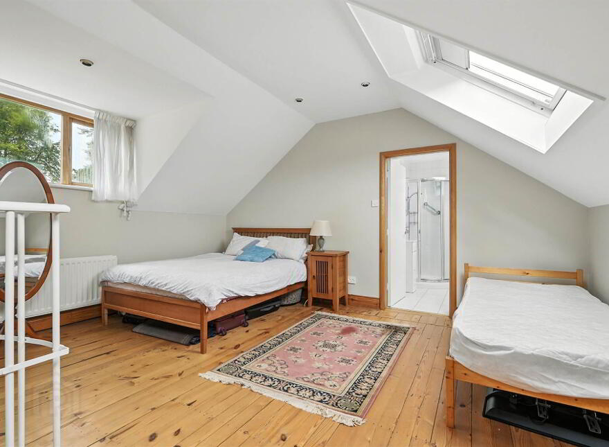 46 & 46a Myrtlefield Park, Malone, Belfast, BT9 6NF