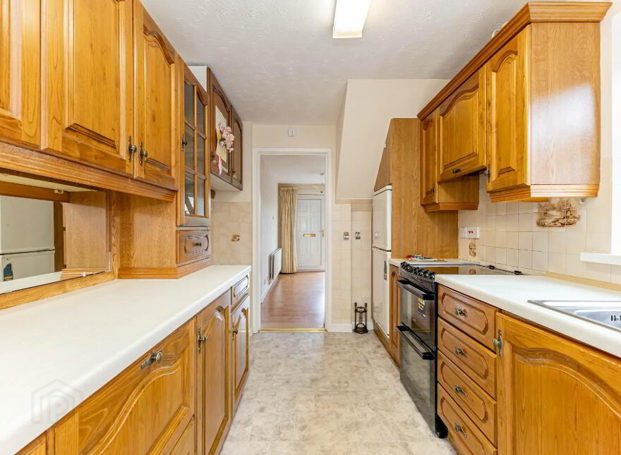 28 Fulmar Crescent, Lisburn, BT28 3HT