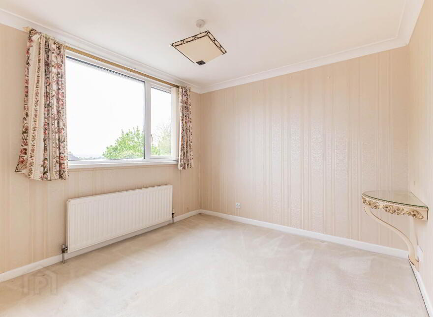 28 Fulmar Crescent, Lisburn, BT28 3HT