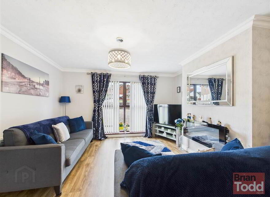Molyneaux Avenue, Larne, BT40 2TU