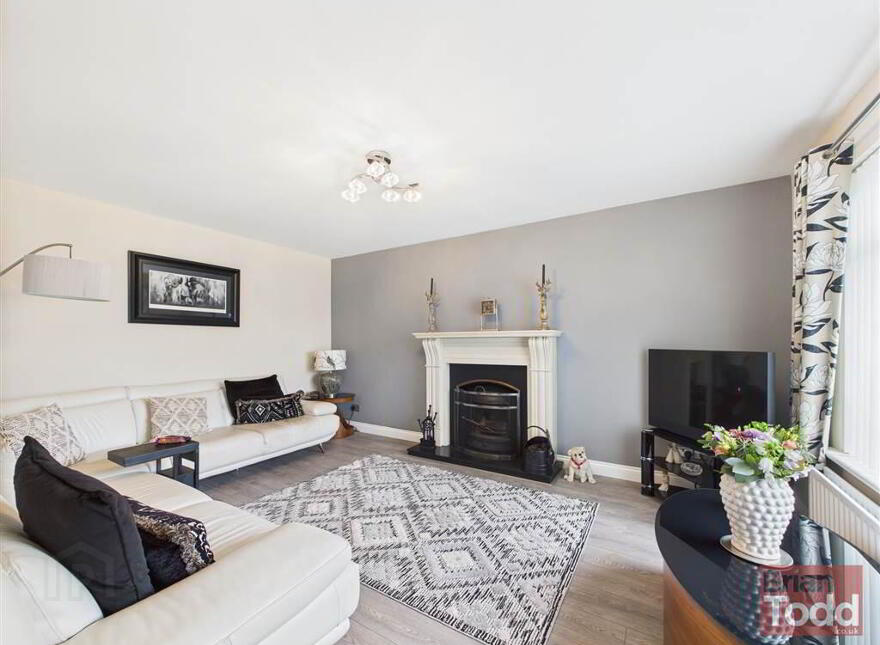 Croft Manor, Ballygally, Larne, BT40 2RU