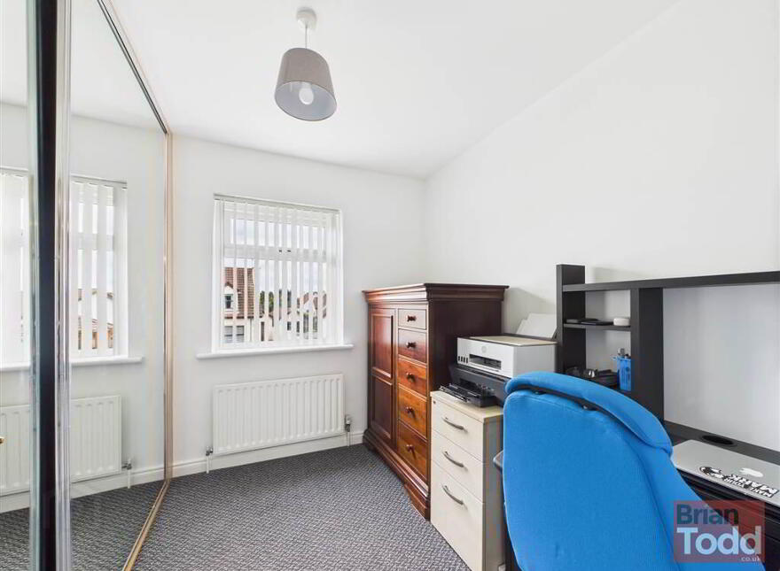 Croft Manor, Ballygally, Larne, BT40 2RU