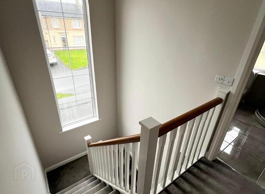 40 College Park Lane, Enniskillen, BT74 6GF