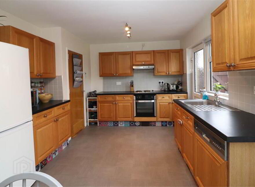 13 Cairnmore Park, Lisburn, BT28 2DN