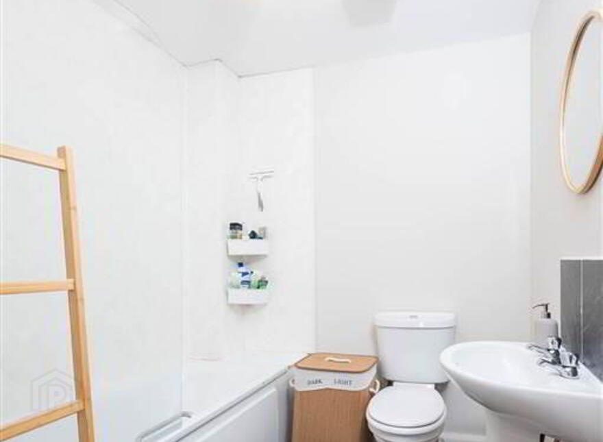 Apt 17, Chichester Building, 33 Old Bakers Court, Belfast, BT6 8QX