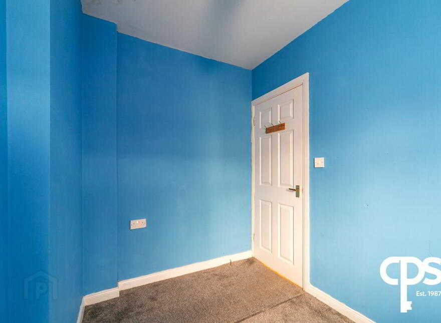 26 Ebor Parade, Belfast, BT12 6NS