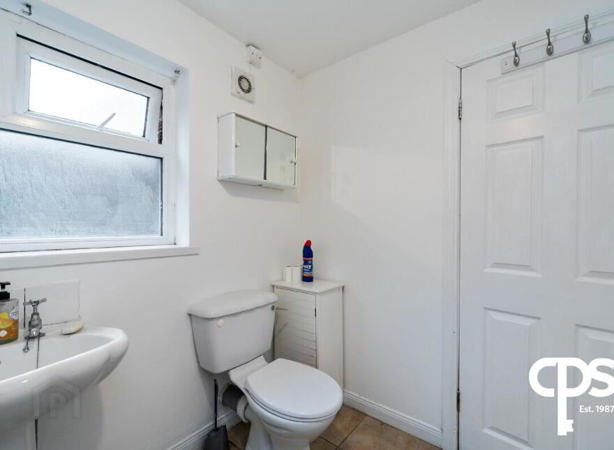 26 Ebor Parade, Belfast, BT12 6NS