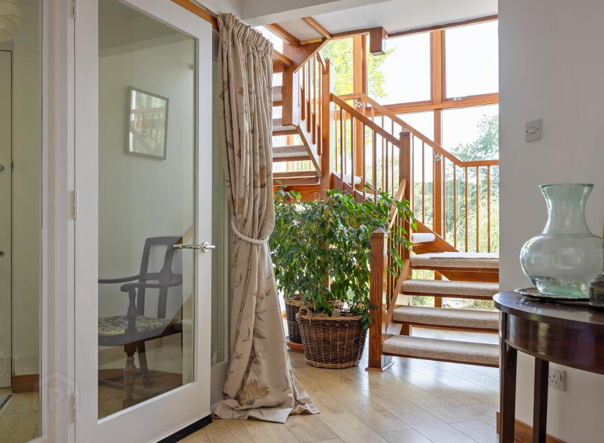 Knockcree House, 8 Mahee Island, Comber, BT23 6EP