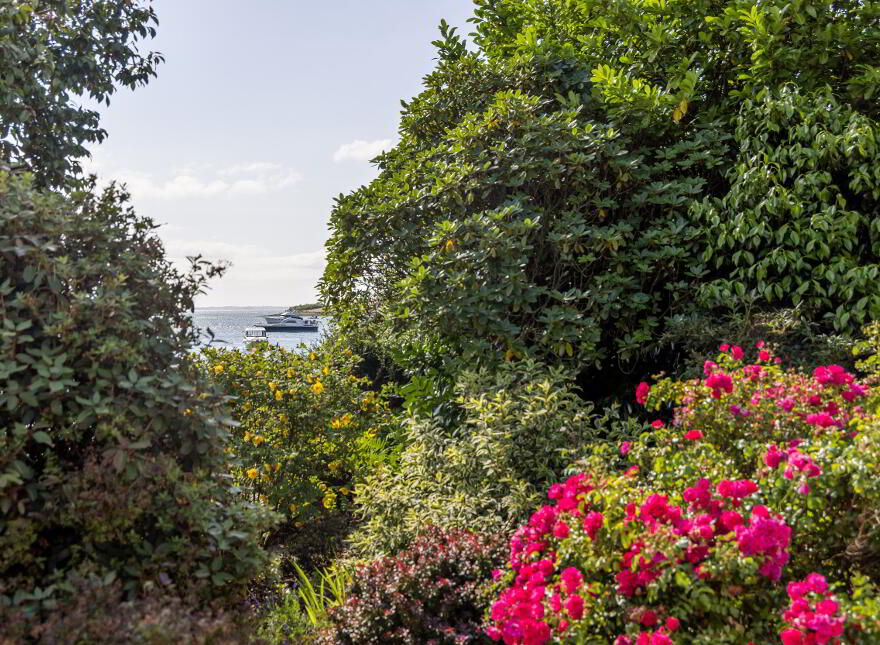 Knockcree House, 8 Mahee Island, Comber, BT23 6EP
