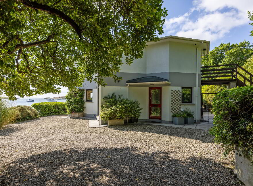 Knockcree House, 8 Mahee Island, Comber, BT23 6EP