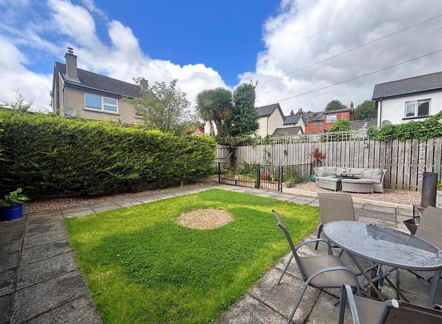 25 Glanleam Drive, Belfast, BT15 3FN