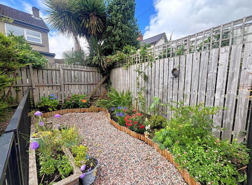 25 Glanleam Drive, Belfast, BT15 3FN