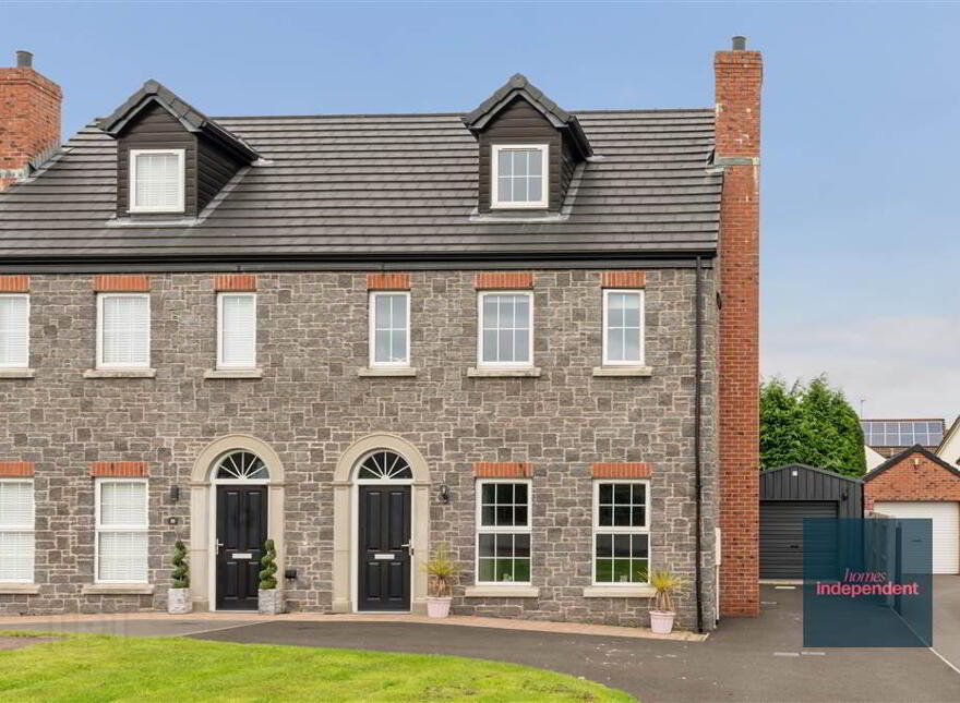 11 Old Park Hall, Ballymena, BT42 1FU photo