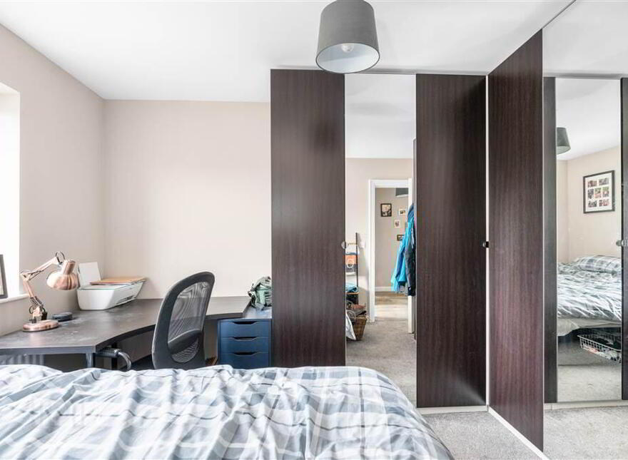 11 Old Park Hall, Ballymena, BT42 1FU