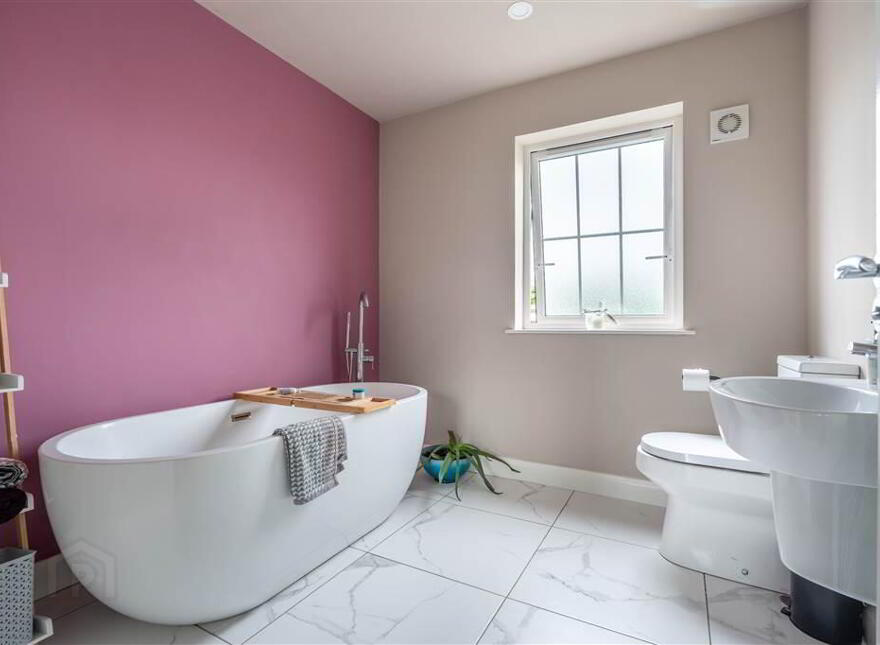 11 Old Park Hall, Ballymena, BT42 1FU