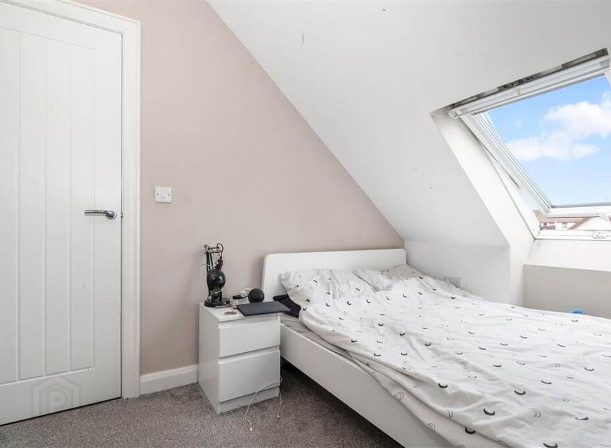 11 Old Park Hall, Ballymena, BT42 1FU