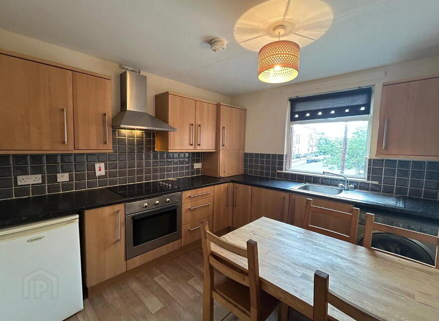 Flat 2, 14 Brookvale Avenue, Belfast, BT14 6BW