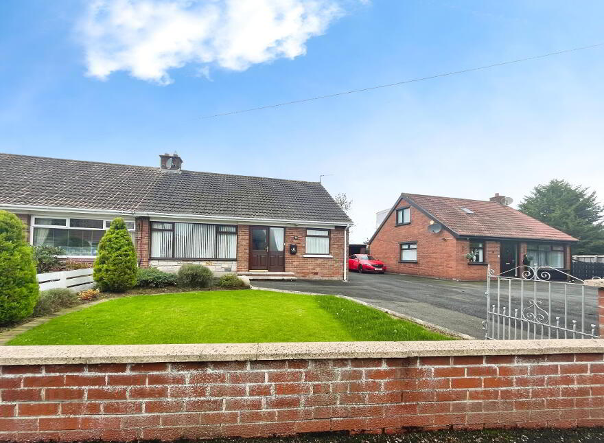 20 Hillside Crescent, Lisburn, BT28 2BA photo