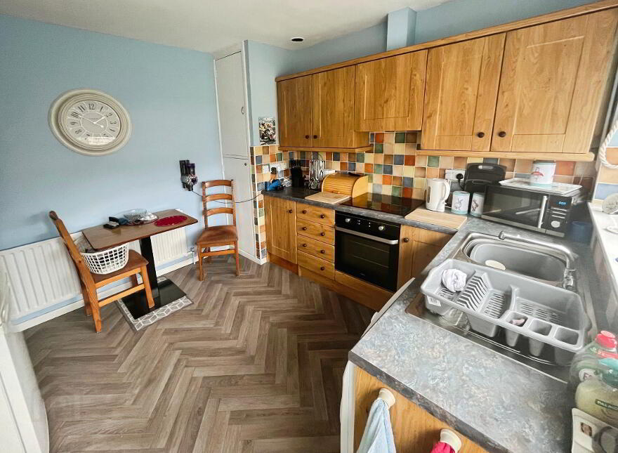 20 Hillside Crescent, Lisburn, BT28 2BA