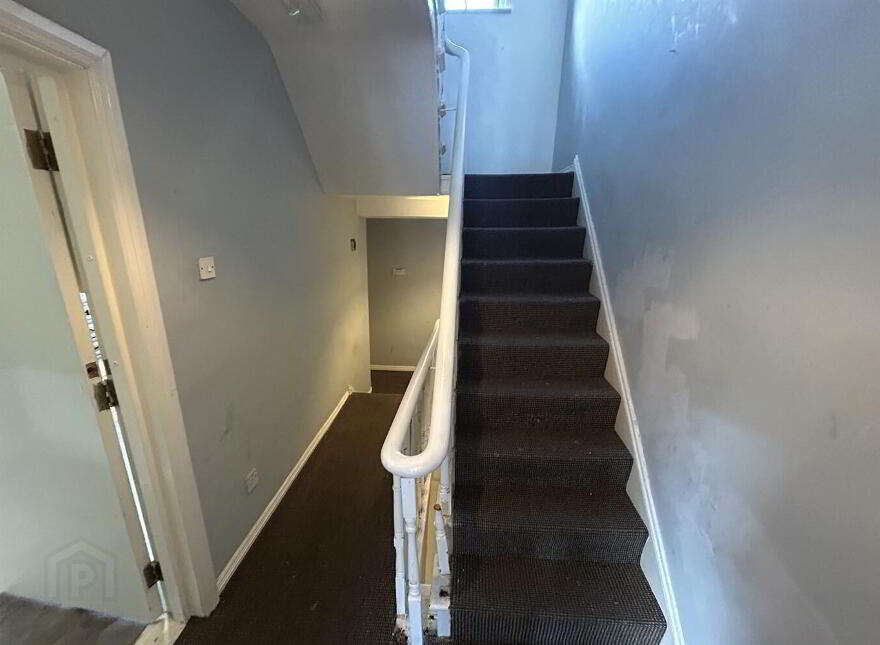 Flat 2, 18 Eia Street, Belfast, BT14 6BT