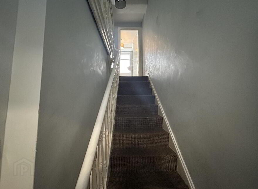 Flat 2, 18 Eia Street, Belfast, BT14 6BT