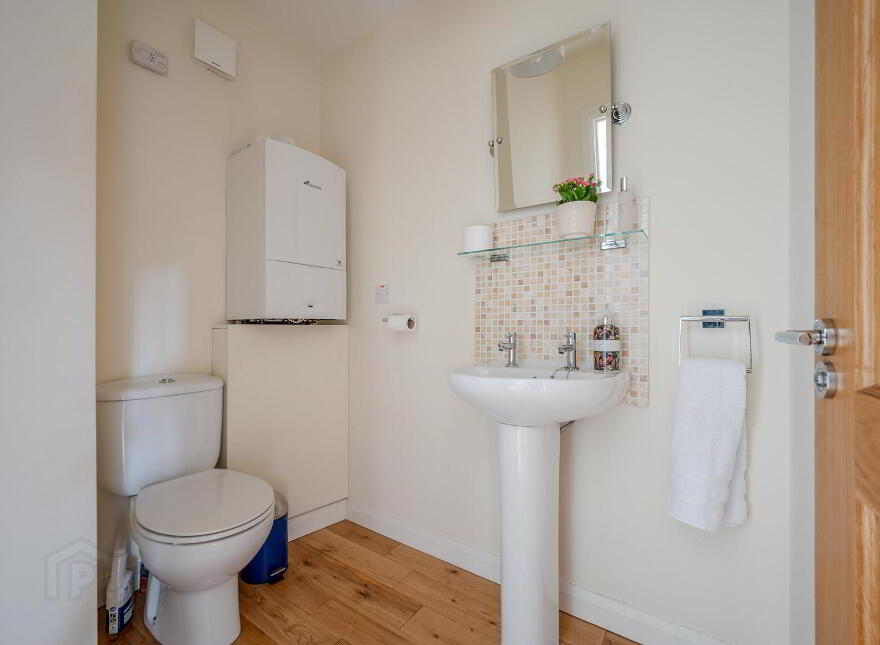 7 Kinwood Grange, Bangor, BT19 6FD