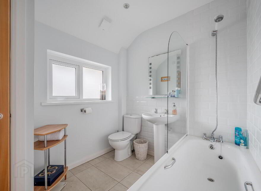 7 Kinwood Grange, Bangor, BT19 6FD