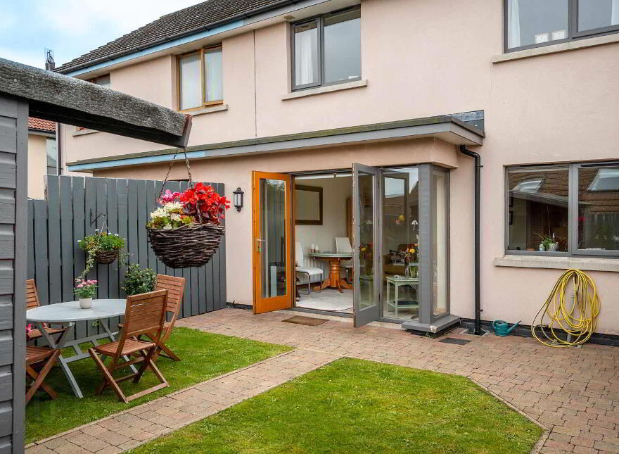 7 Kinwood Grange, Bangor, BT19 6FD