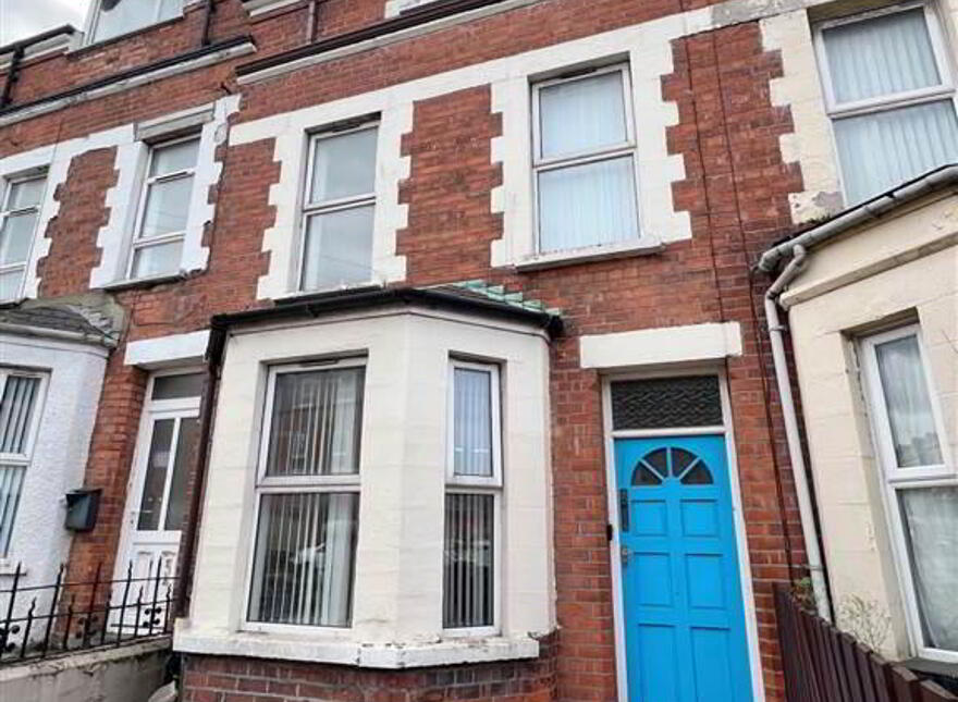 54 Tates Avenue, Belfast, BT9 7BY photo
