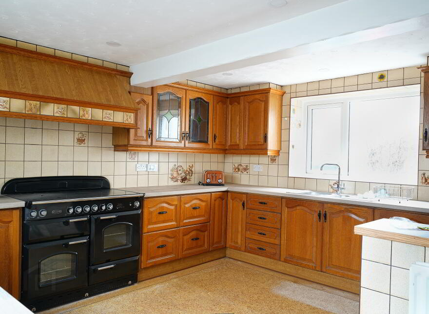23 Bryansford Road, Newcastle, BT33 0HJ