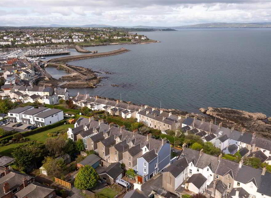 4 Upper Clifton, Bangor, BT20 5HG