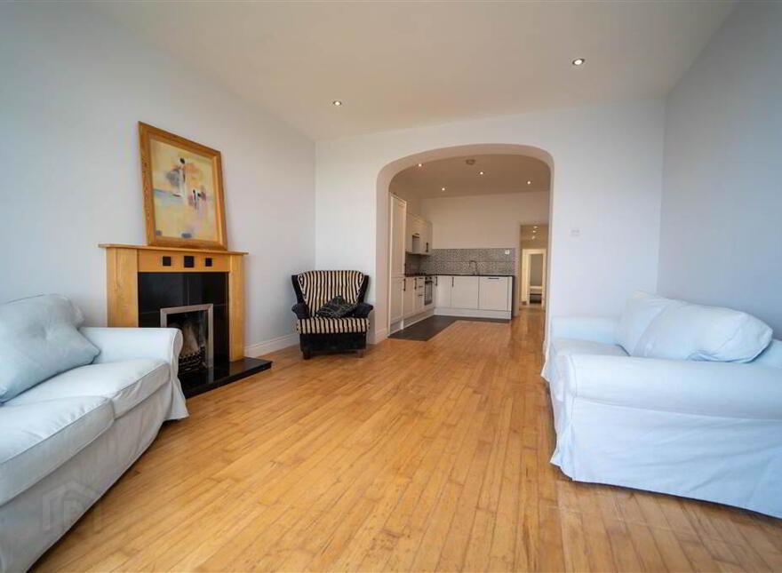 4 Upper Clifton, Bangor, BT20 5HG