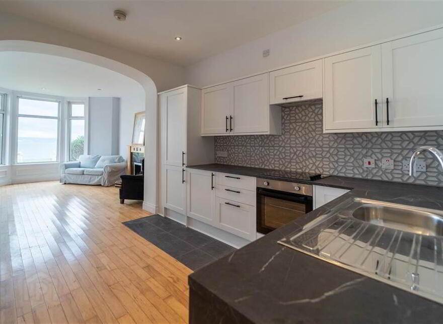 4 Upper Clifton, Bangor, BT20 5HG
