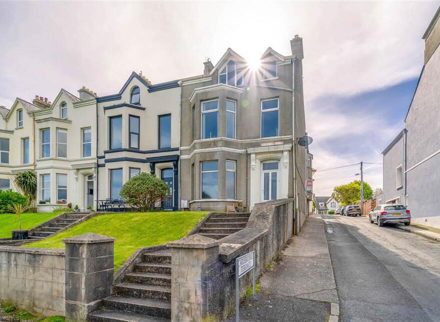 4 Upper Clifton, Bangor, BT20 5HG