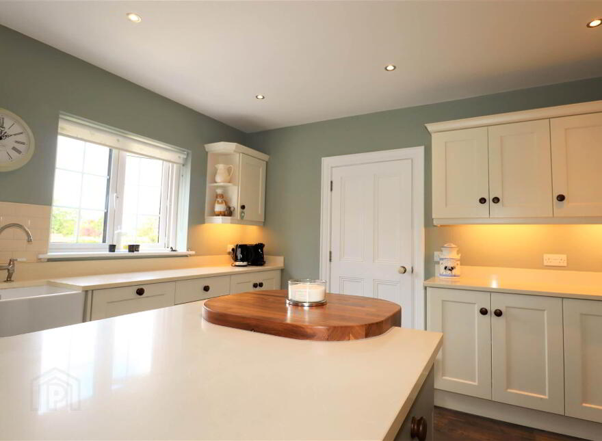Rosecroft House, 164a Old Ballynahinch Road, Lisburn, BT27 6TL