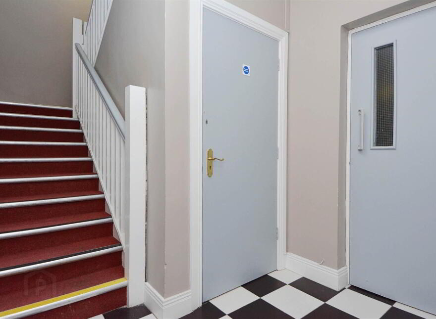 2, 41 Cromwell Road, Belfast, BT7 1JX