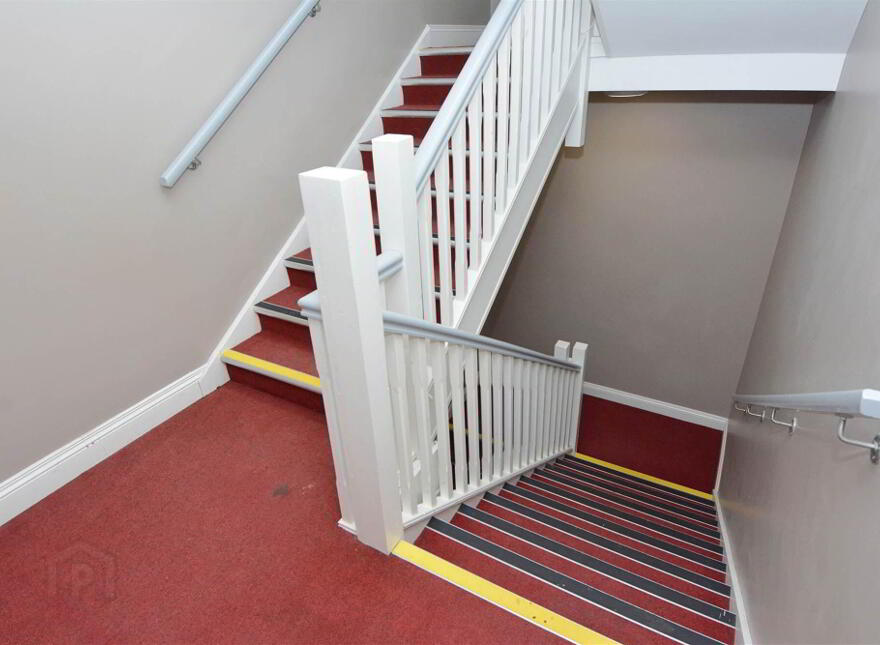 2, 41 Cromwell Road, Belfast, BT7 1JX