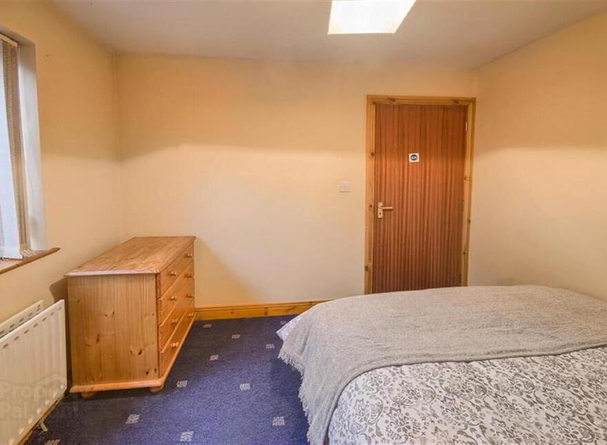 Room 1, 43 Melrose Street, Belfast, BT9 7DL