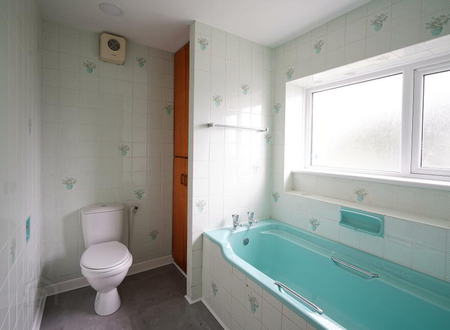 21 Bryansford Road, Newcastle, BT33 0HJ