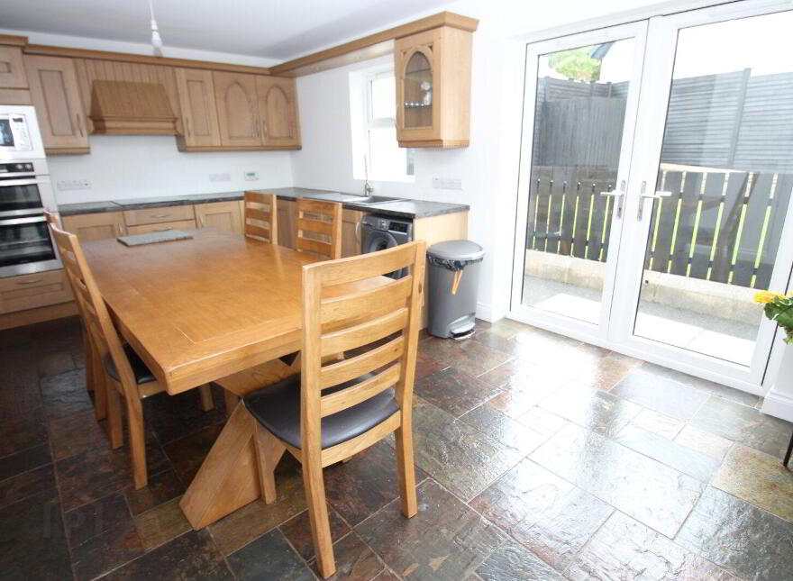 9 Leafield Park, Ballycarry, Carrickfergus, BT38 9PR