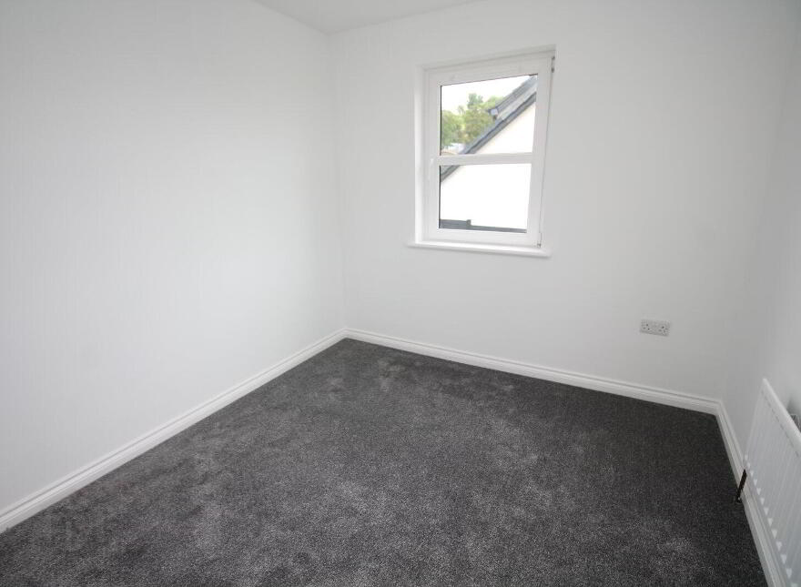 9 Leafield Park, Ballycarry, Carrickfergus, BT38 9PR