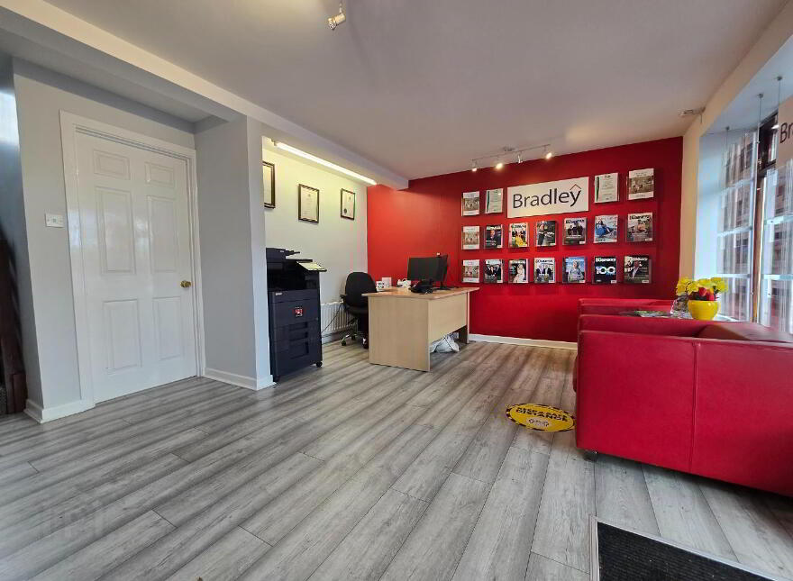 25 Duke Street, Warrenpoint, Newry, BT34 3JY