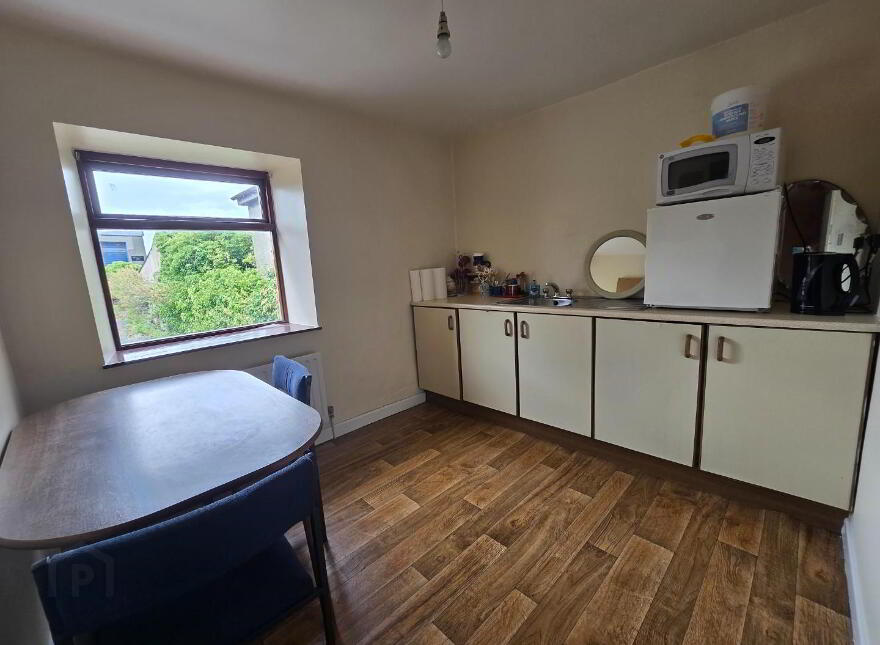 25 Duke Street, Warrenpoint, Newry, BT34 3JY