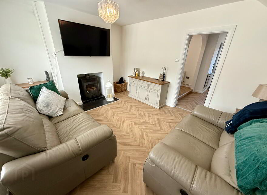 17 Foyle Crescent, Newbuildings, L'Derry, BT47 2QP