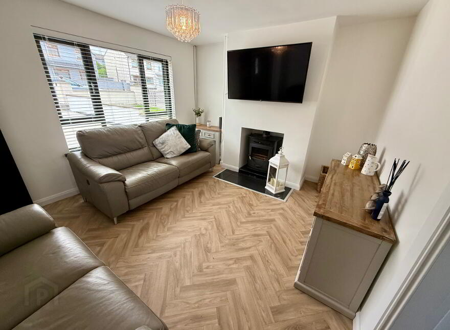 17 Foyle Crescent, Newbuildings, L'Derry, BT47 2QP