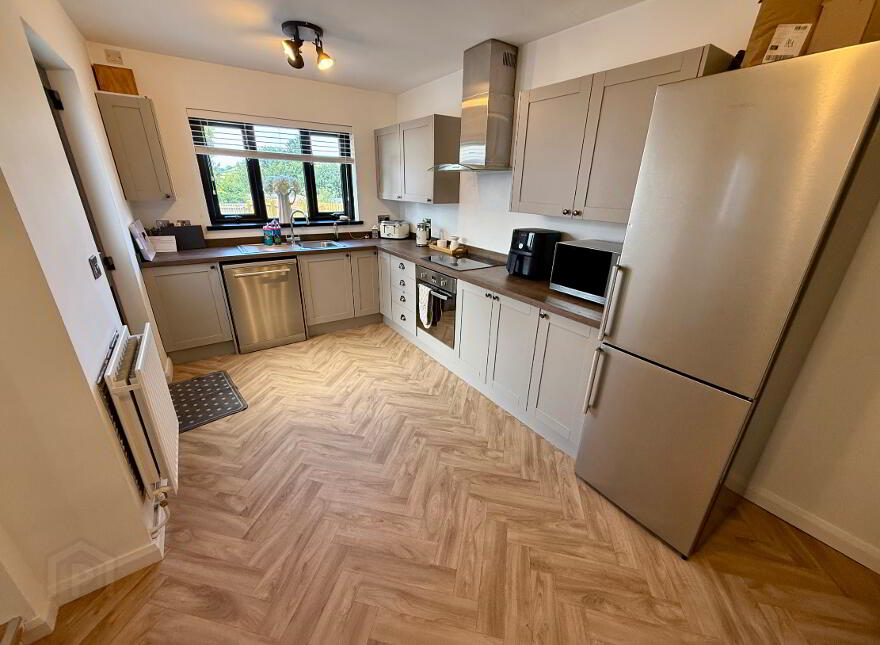 17 Foyle Crescent, Newbuildings, L'Derry, BT47 2QP